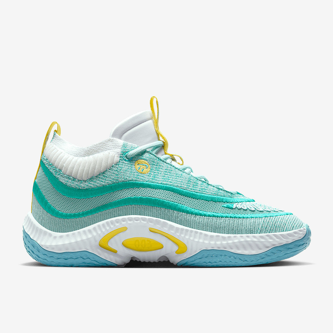 Nike Cosmic Unity 3