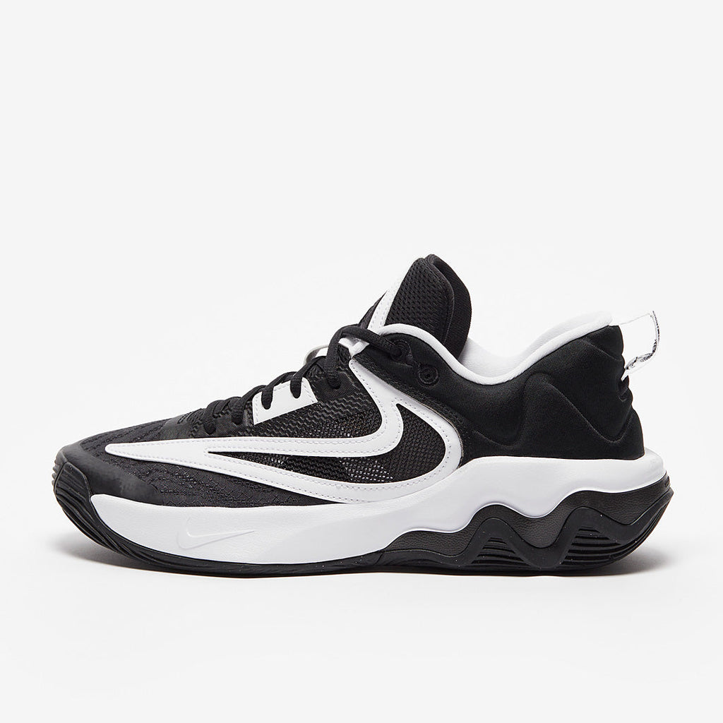 Nike Giannis Immortality 3