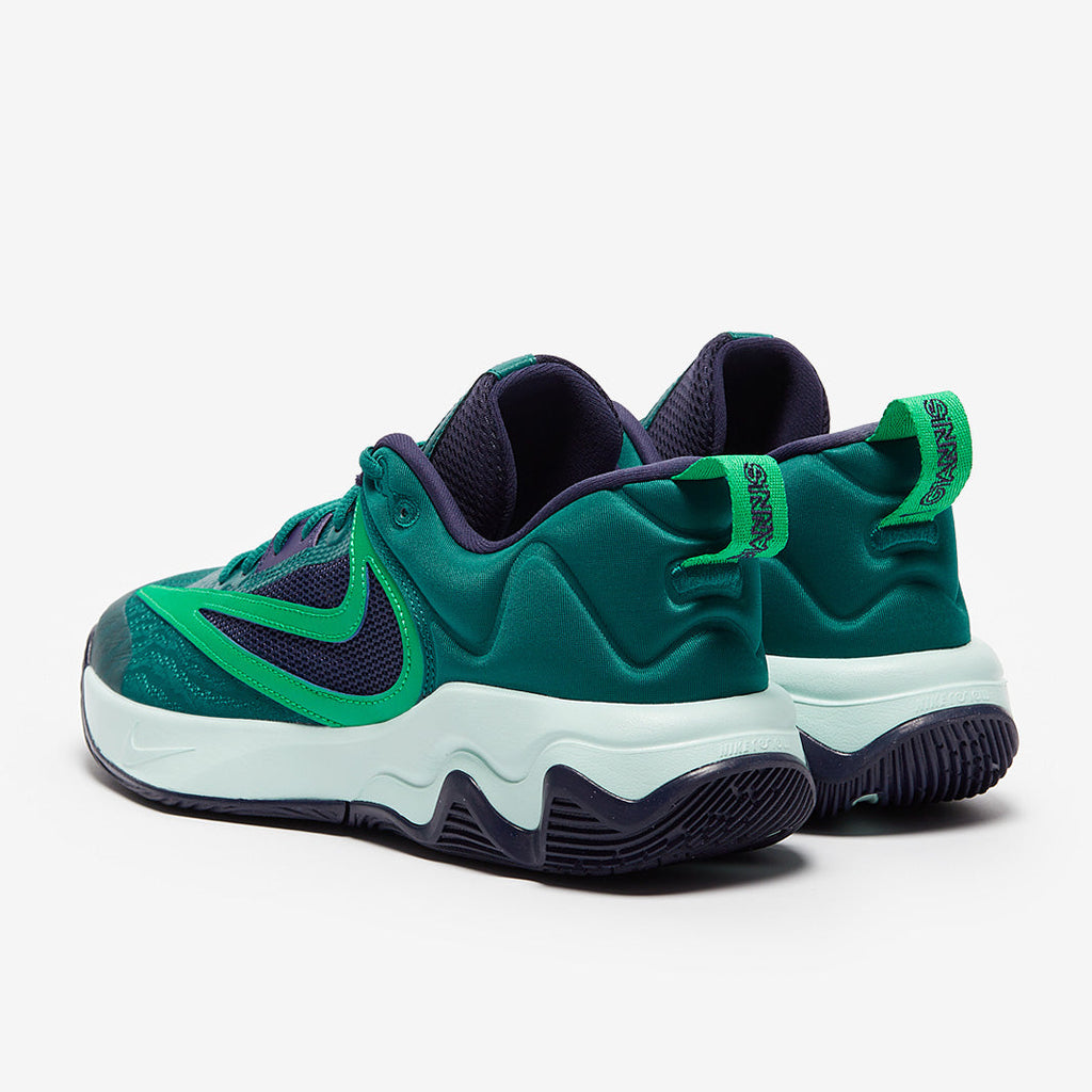 Nike Giannis Immortality 3