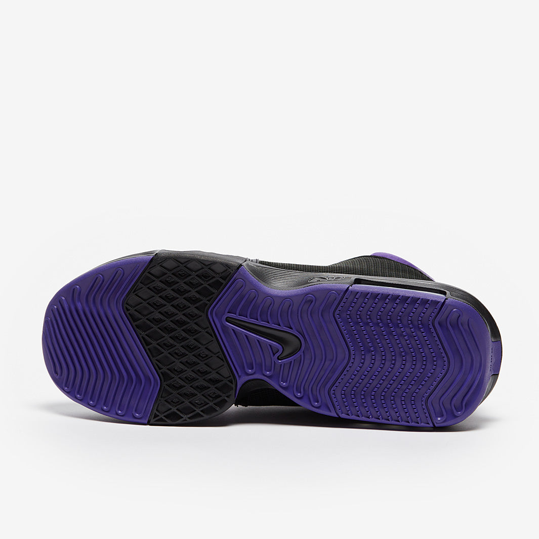 Nike LeBron Witness 8