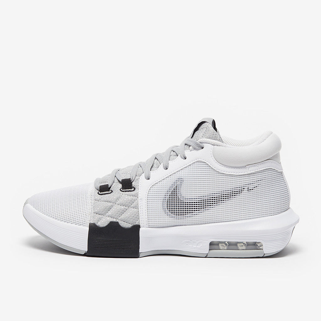 Nike LeBron Witness 8