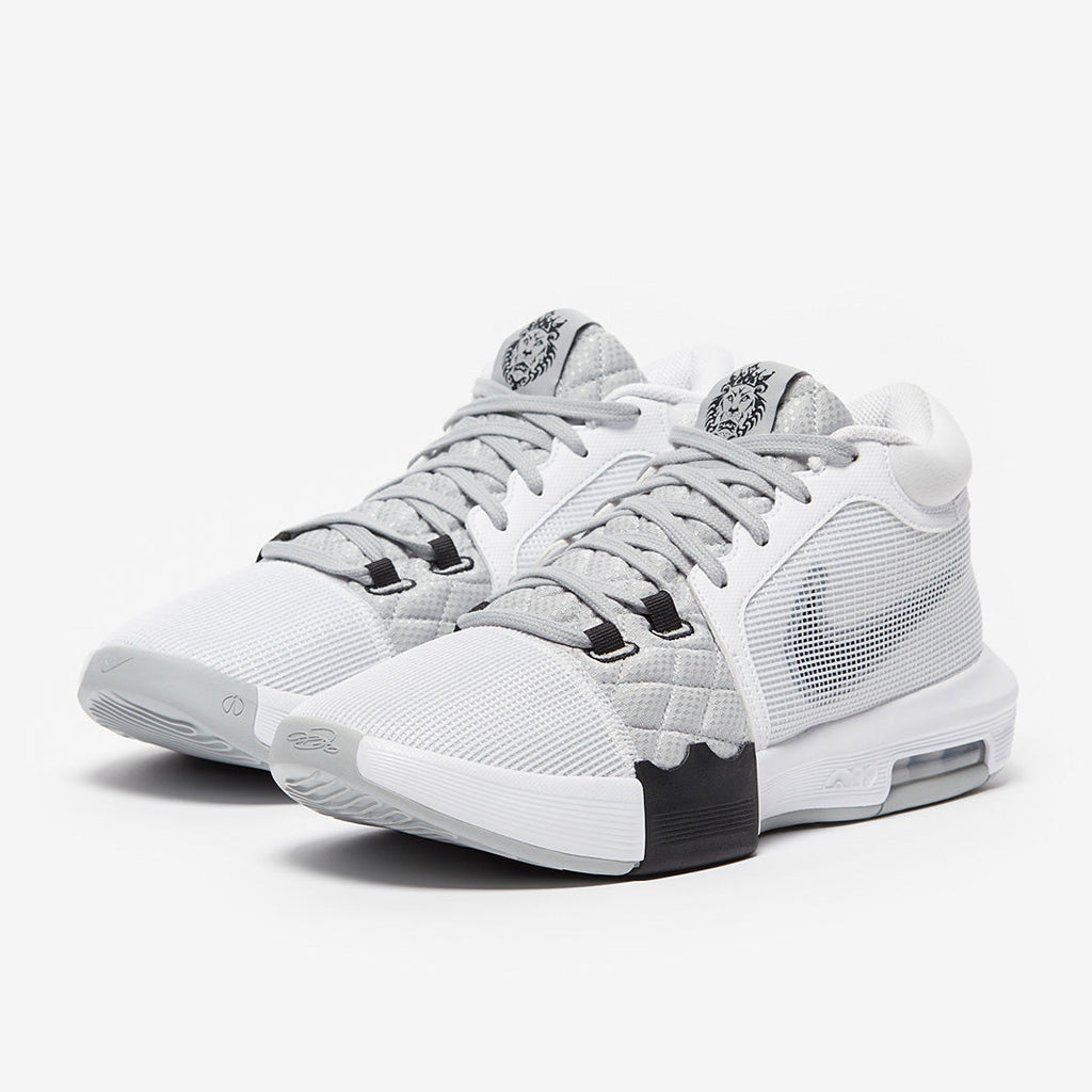 Nike LeBron Witness 8