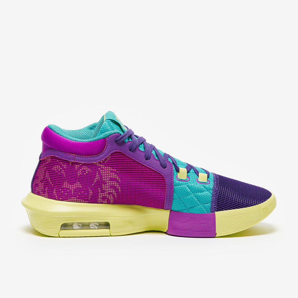 Nike LeBron Witness 8