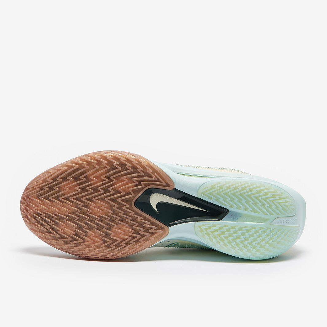 Nike G.T. Cut 3