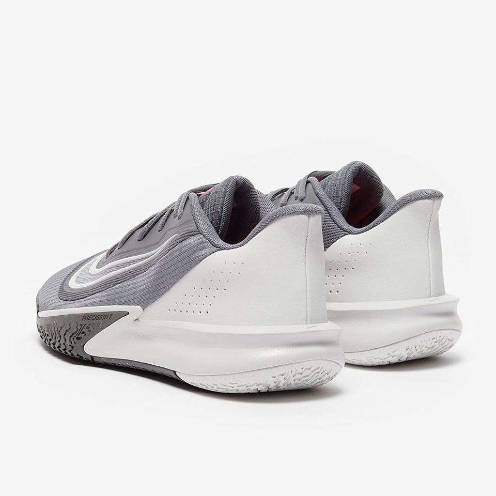 Nike Precision 7
