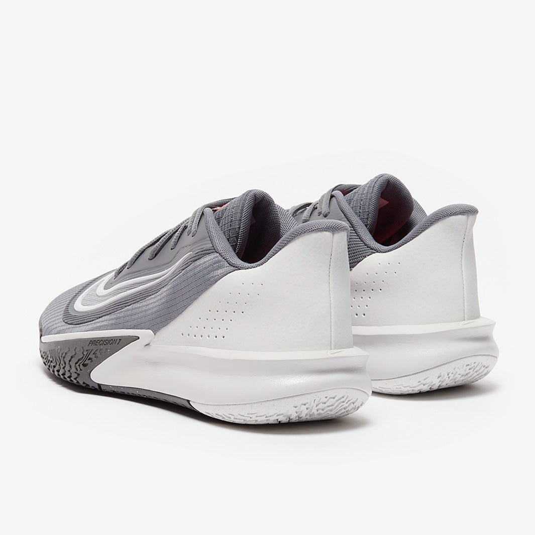 Nike Precision 7