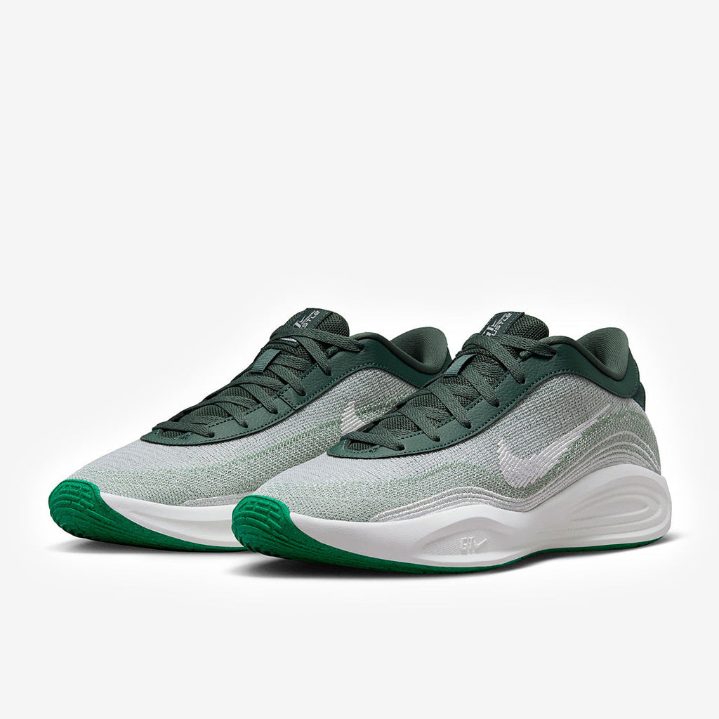 Nike G.T. Hustle Academy