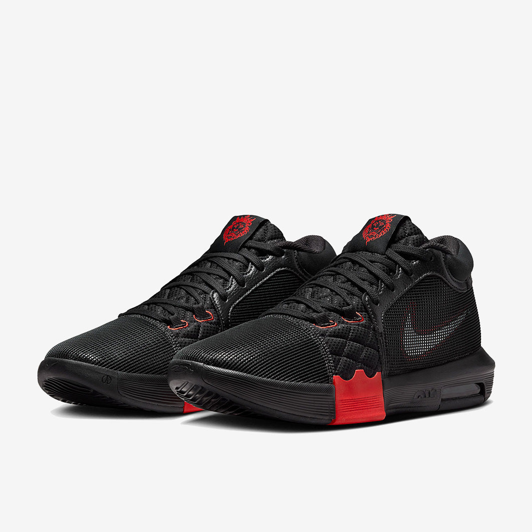 Nike LeBron Witness 8