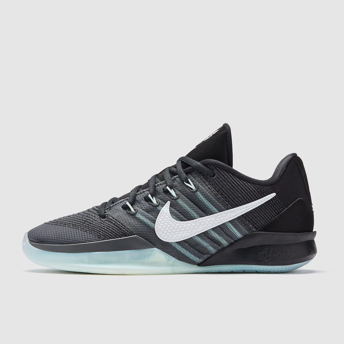 Nike Sabrina 3