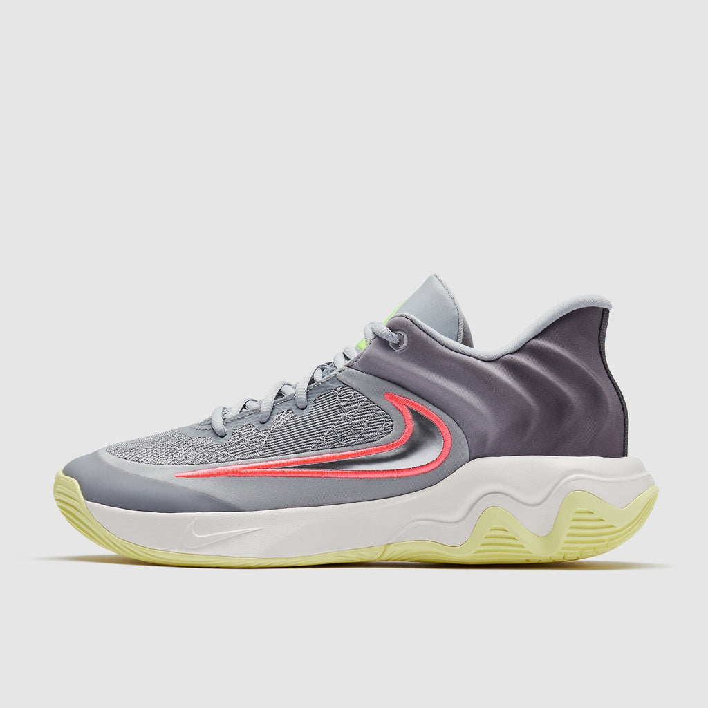 Nike Giannis Immortality 4