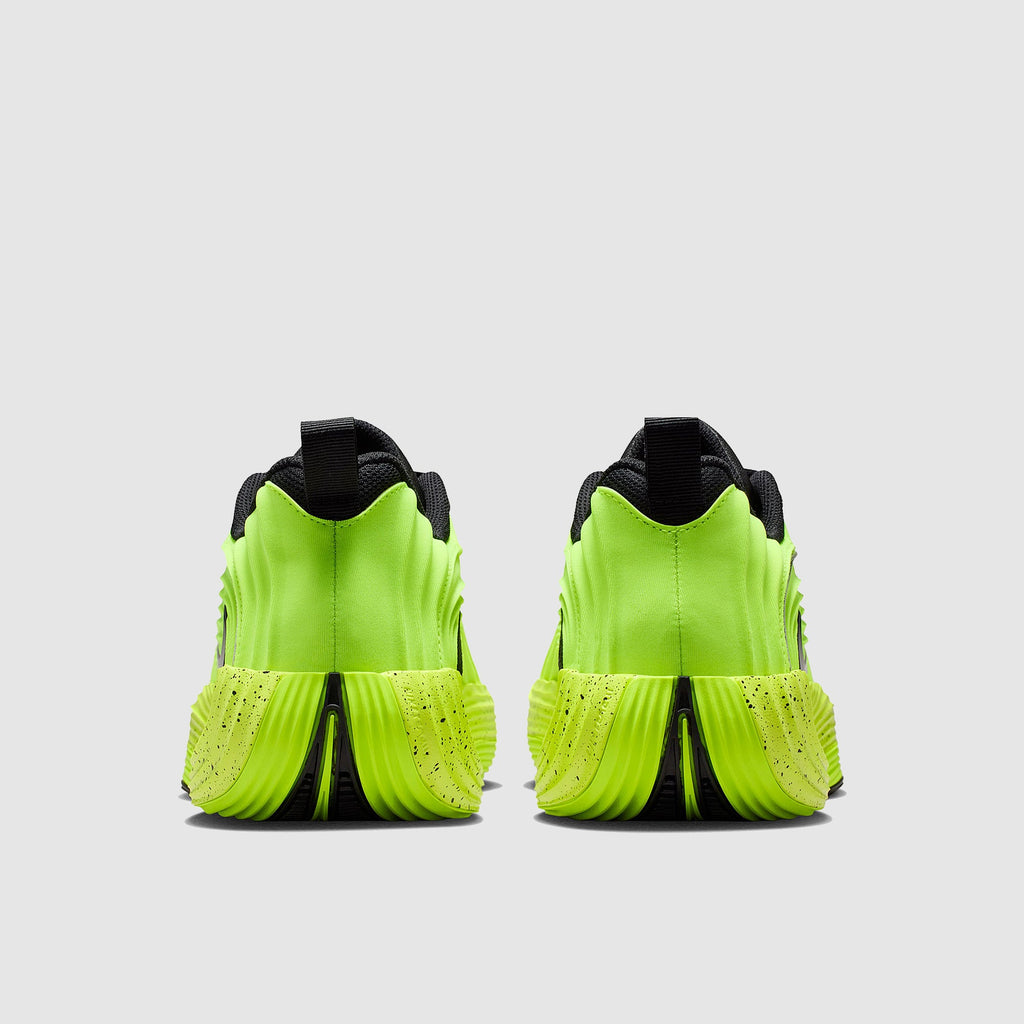 Nike Giannis Immortality 5