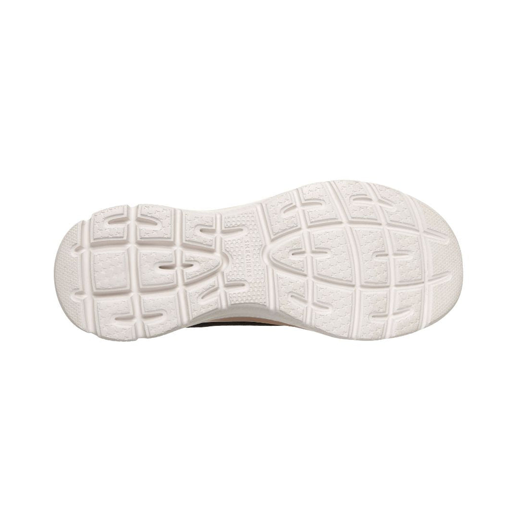 Summits Plus Shoes