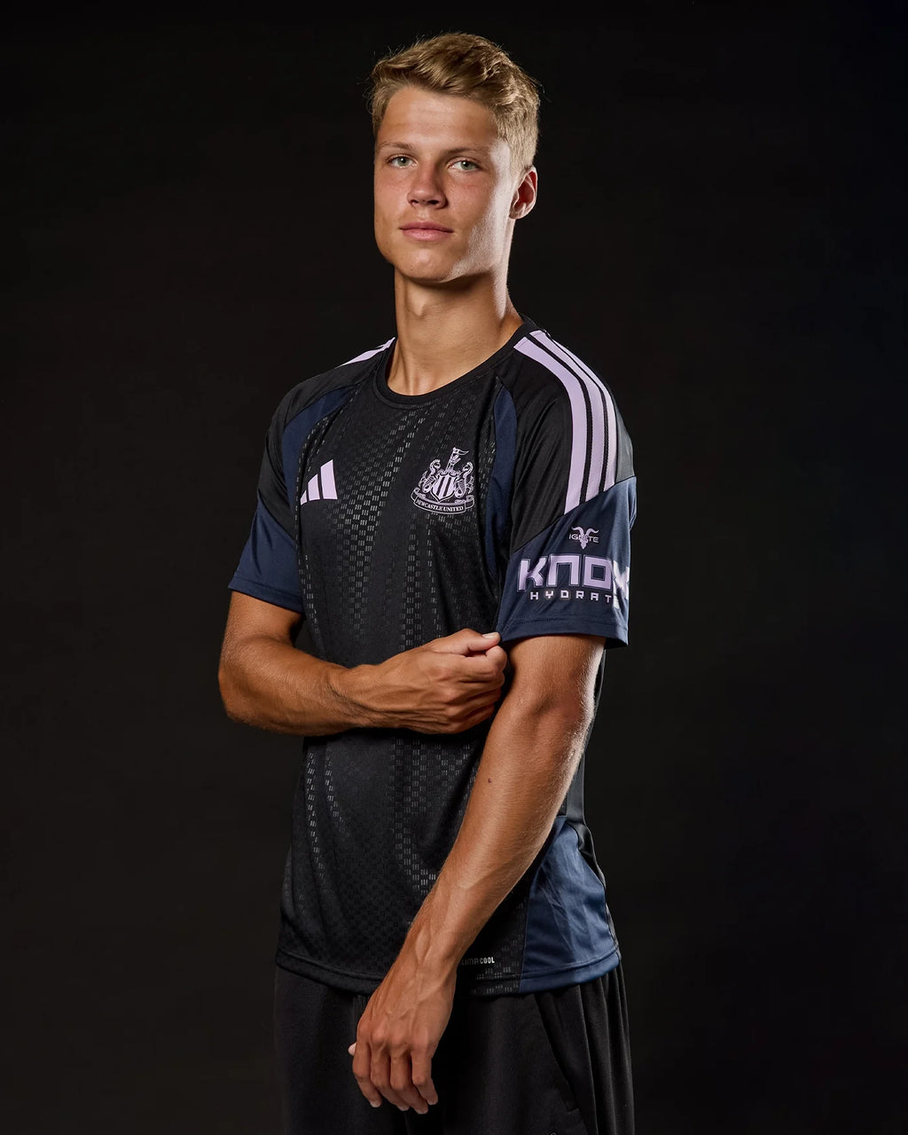 Newcastle United adidas 26/27 Players Range Black Shirt