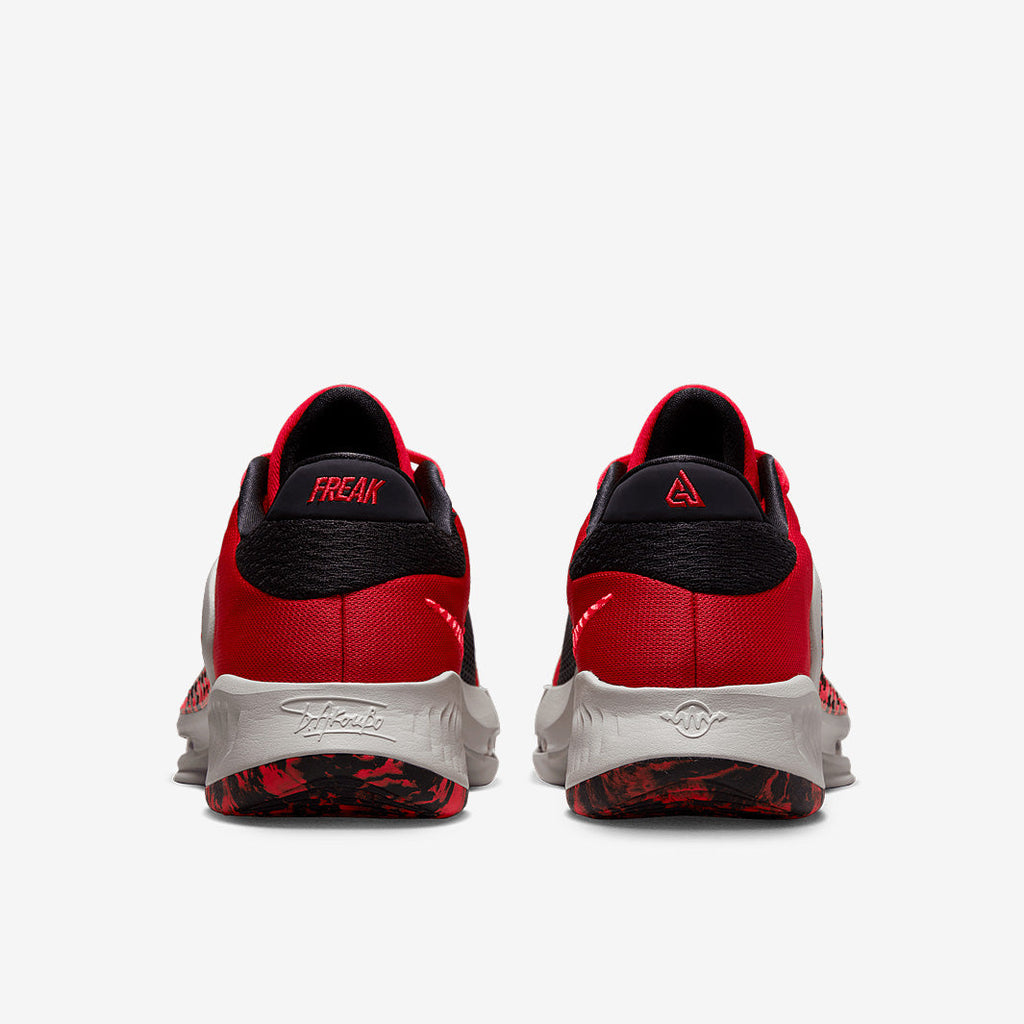 Nike Zoom Freak 4