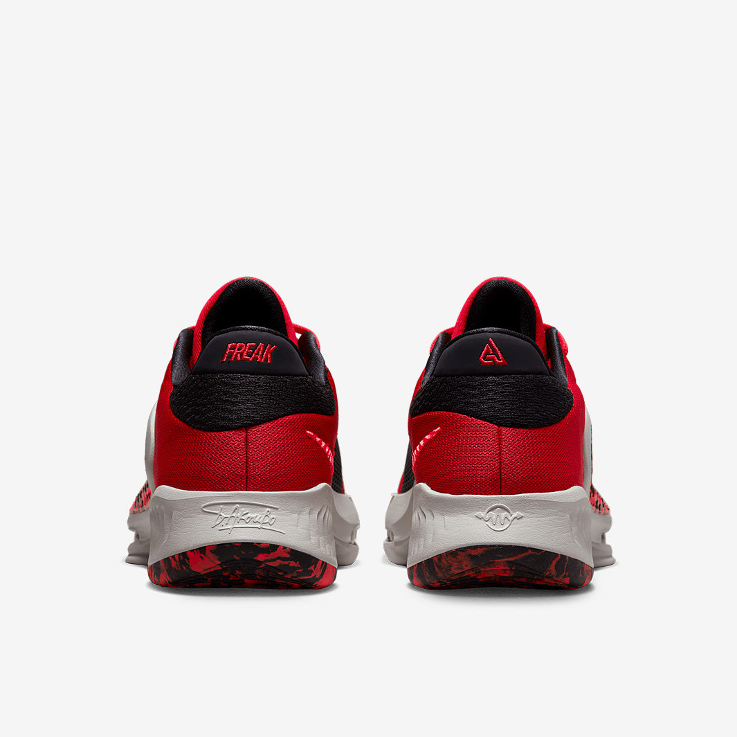 Nike Zoom Freak 4