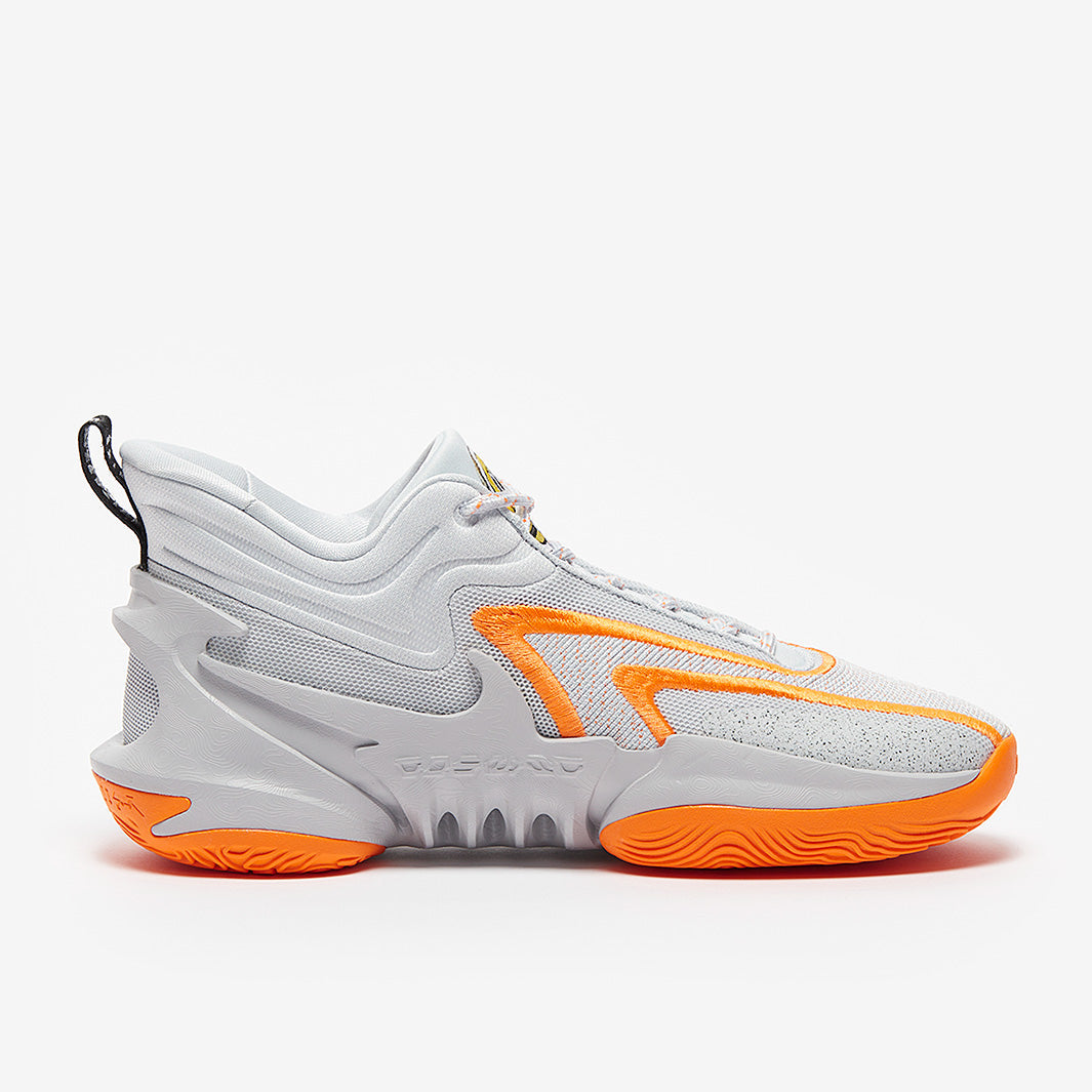 Nike Cosmic Unity 2