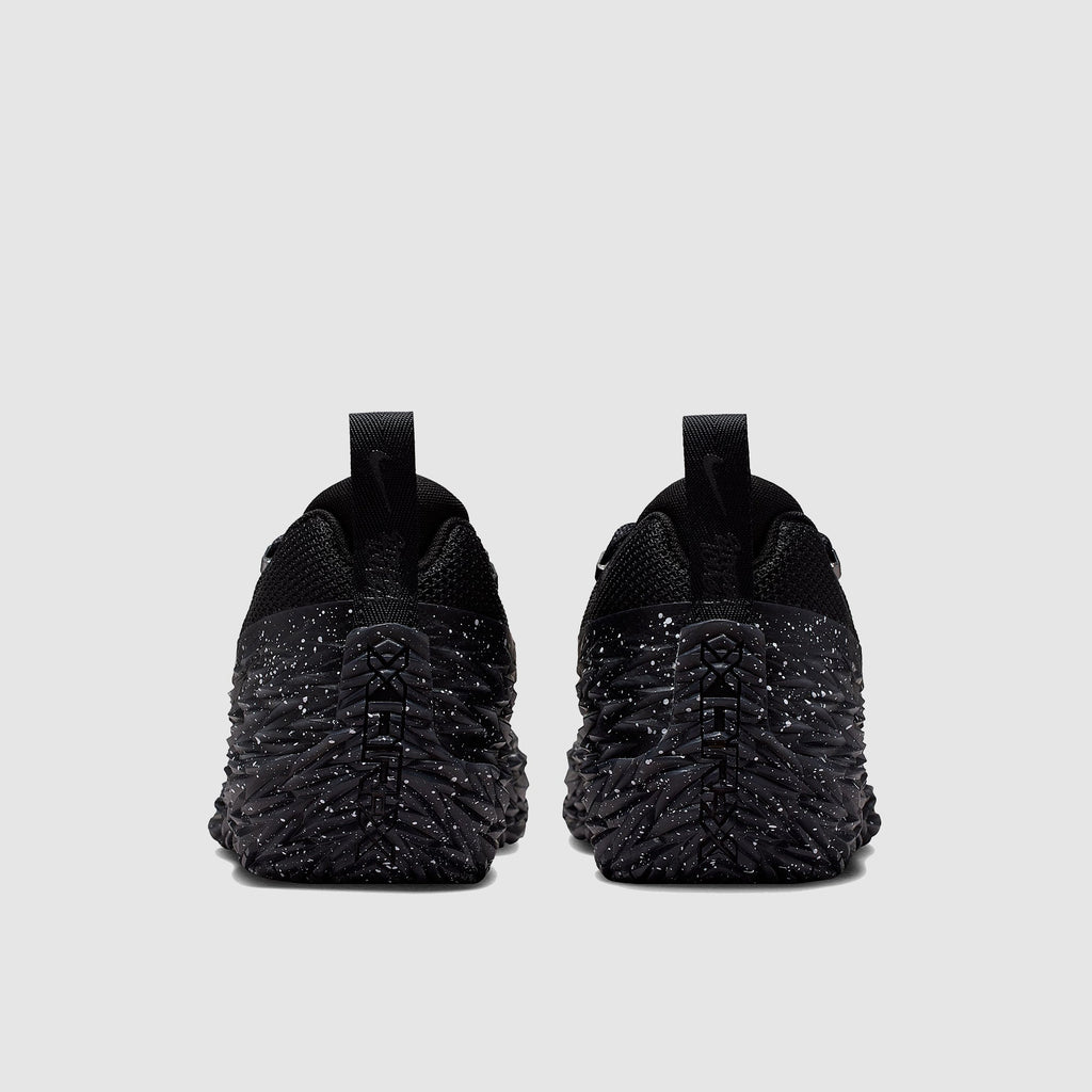 Nike S.T. Charge