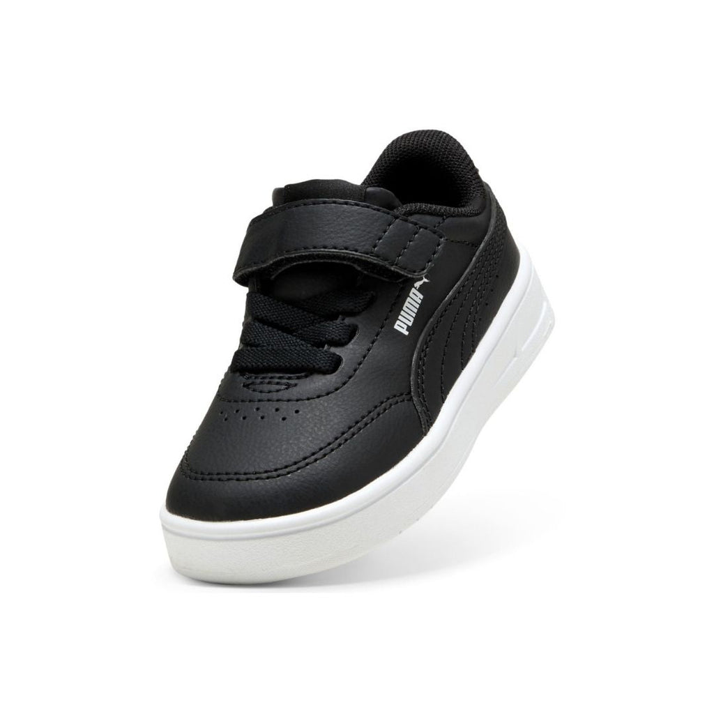 Court Classic Clean Sneakers