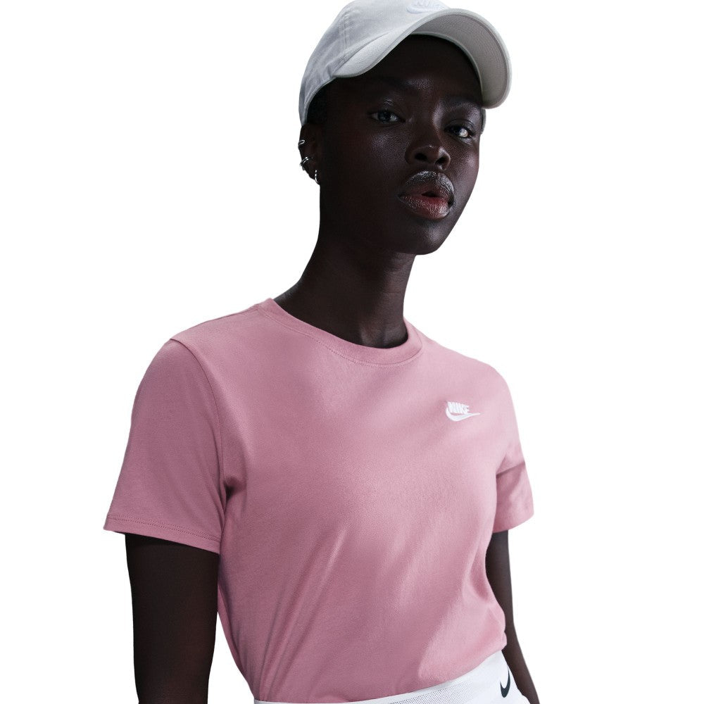 Sportswear Club Essentials T-Shirt