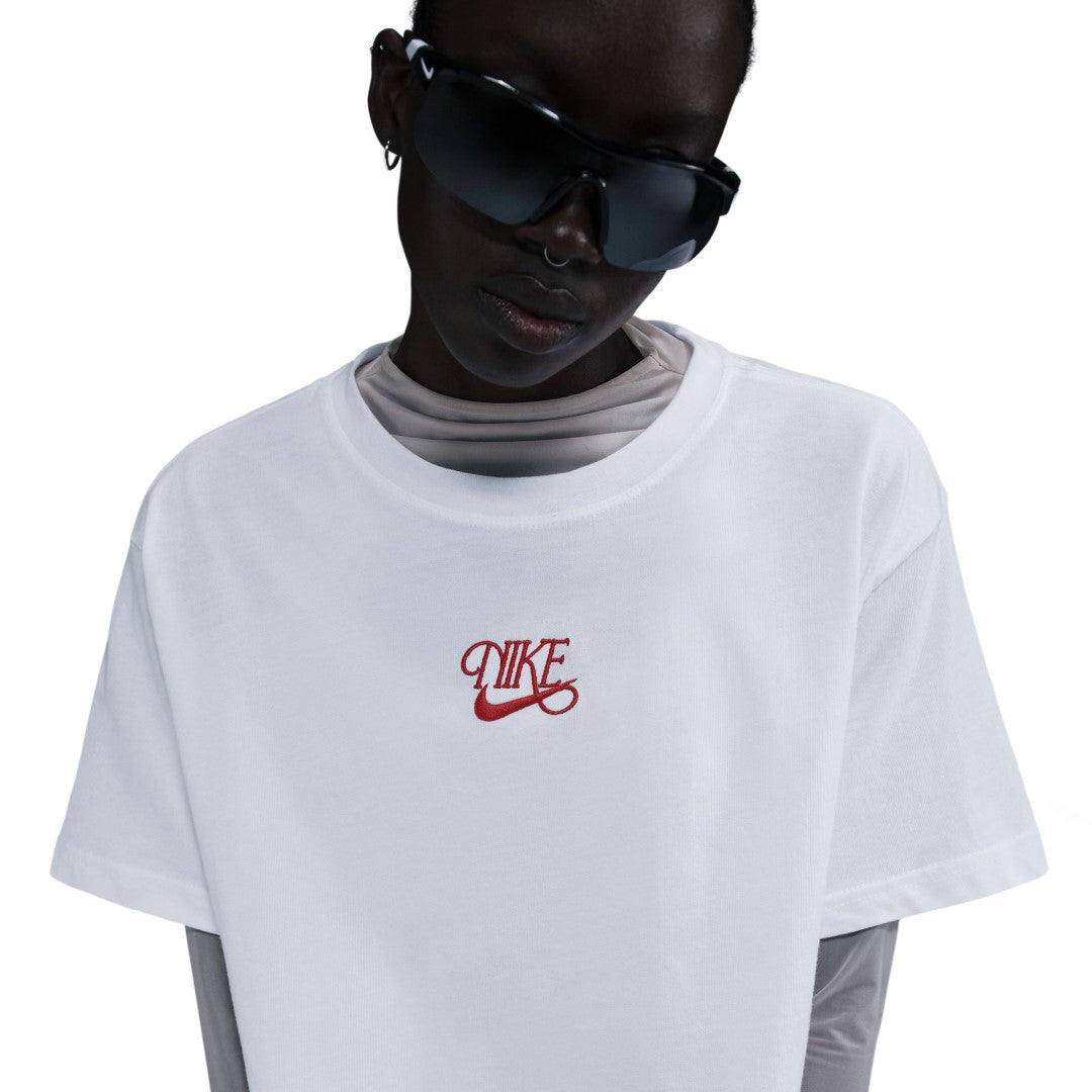 Short-Sleeved Cropped T-shirt