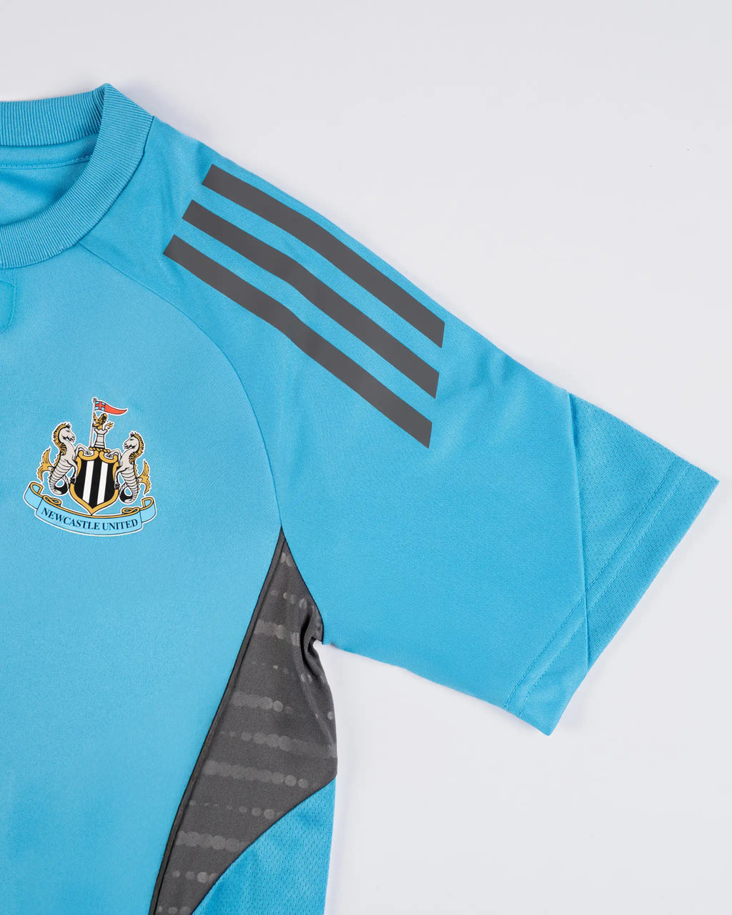 Newcastle United adidas 25/26 Players Range Kids' Blue Shirt