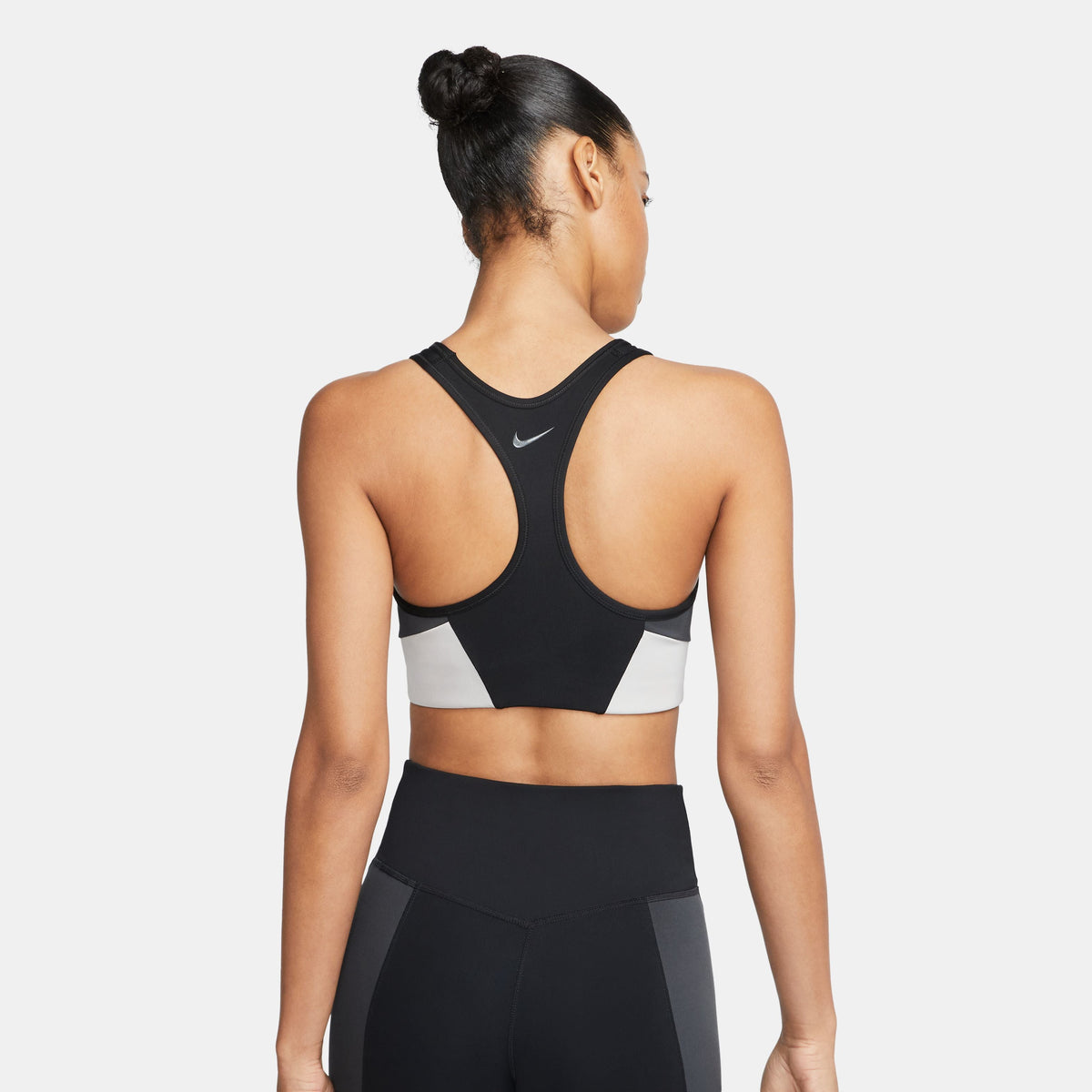 Swoosh Medium-Support 1-Piece Pad Logo Sports Bra