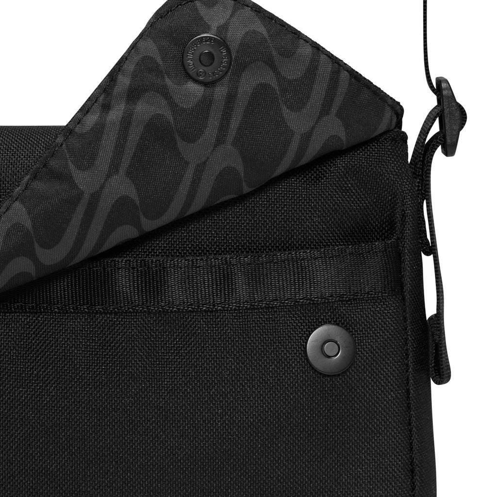 Sportswear Futura 365 Cross Bag