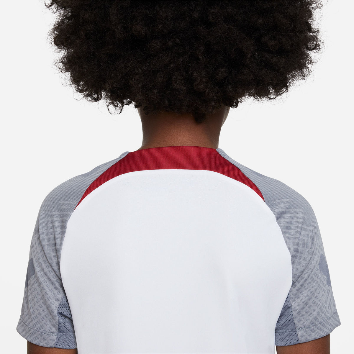Liverpool FC Strike Short-Sleeve T-shirt