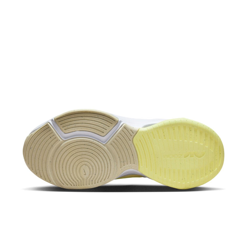 Zoom Bella 6 Training Shoes