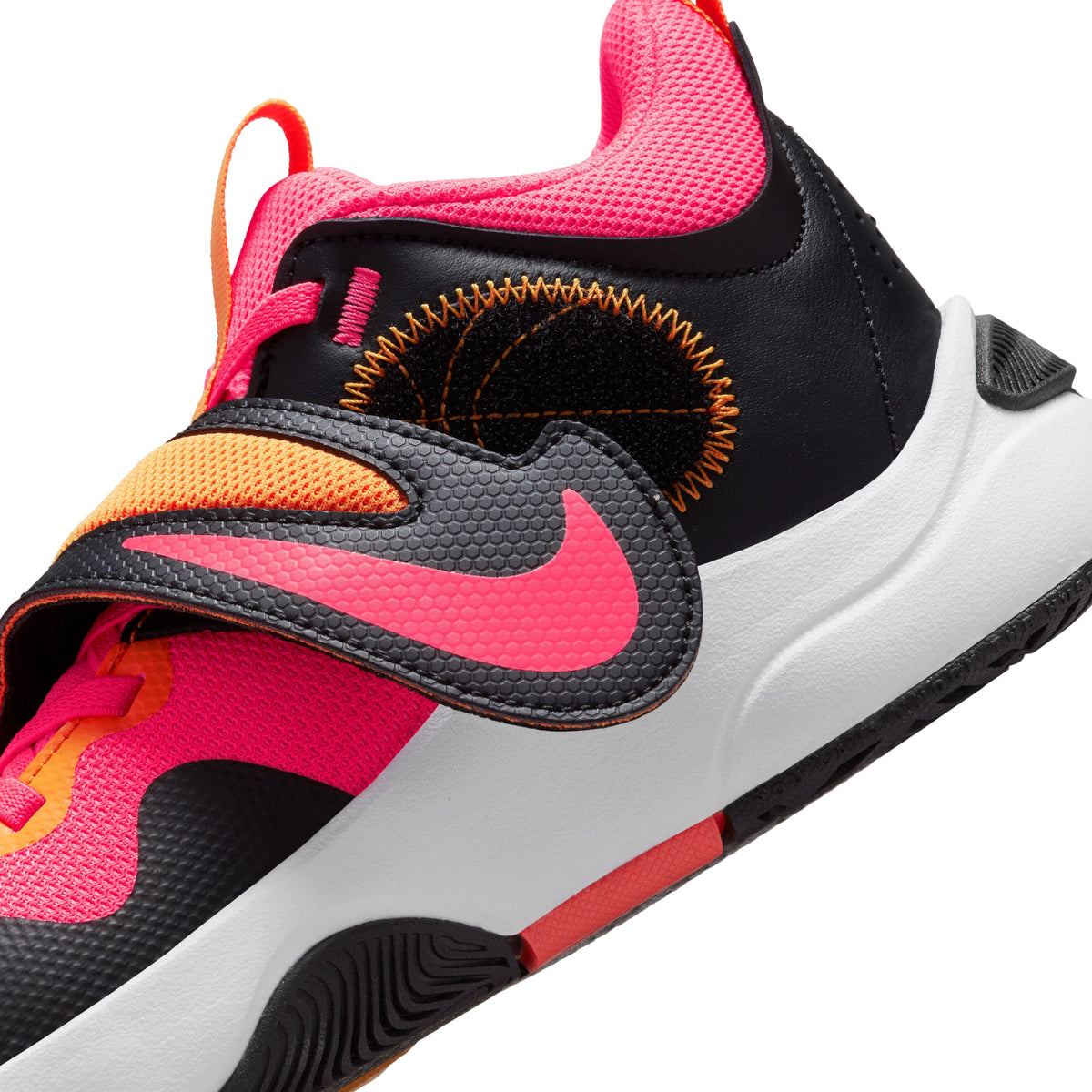 Team Hustle D 11 Basketball Shoes