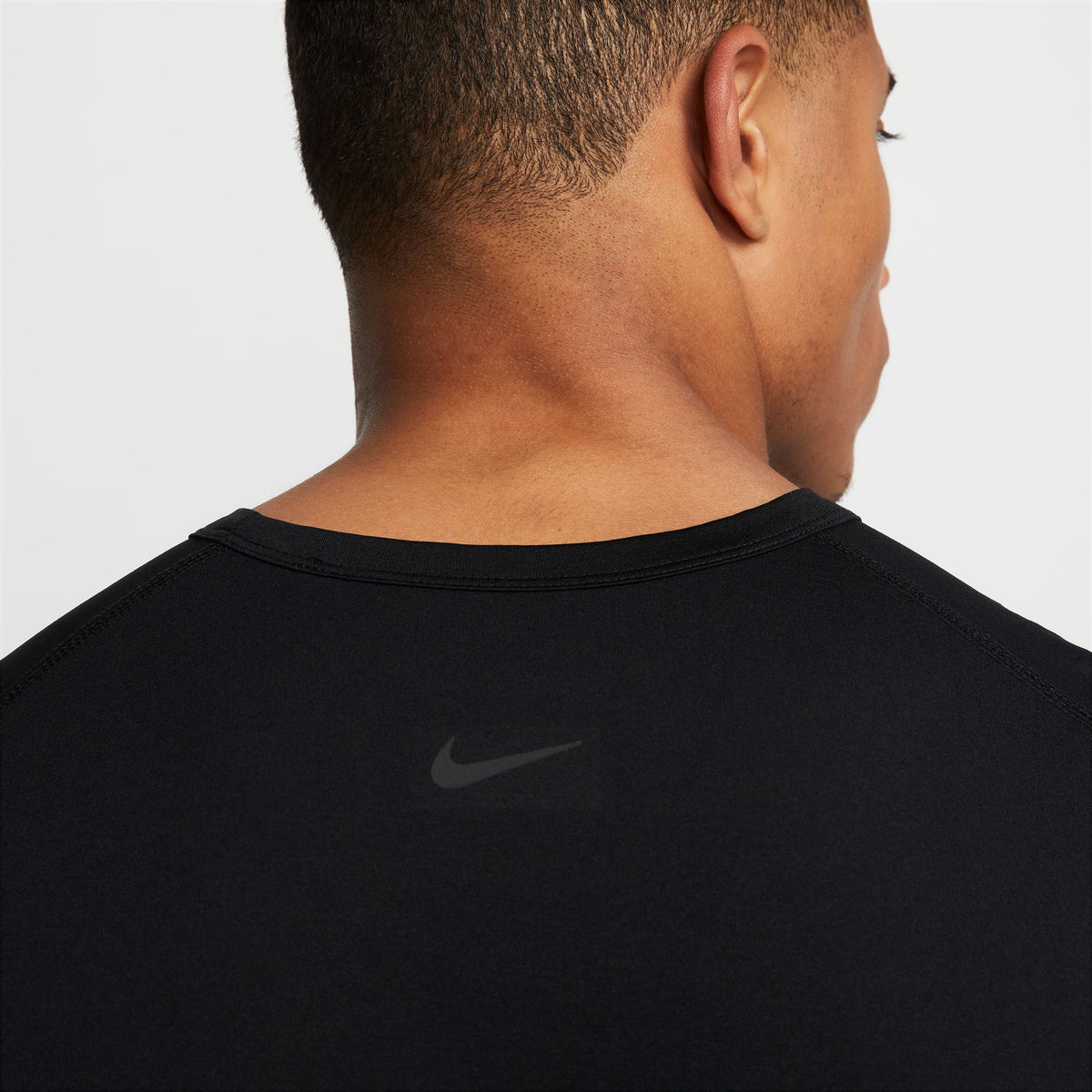 Dri-FIT UV Hyverse Graphic Fitness T-shirt