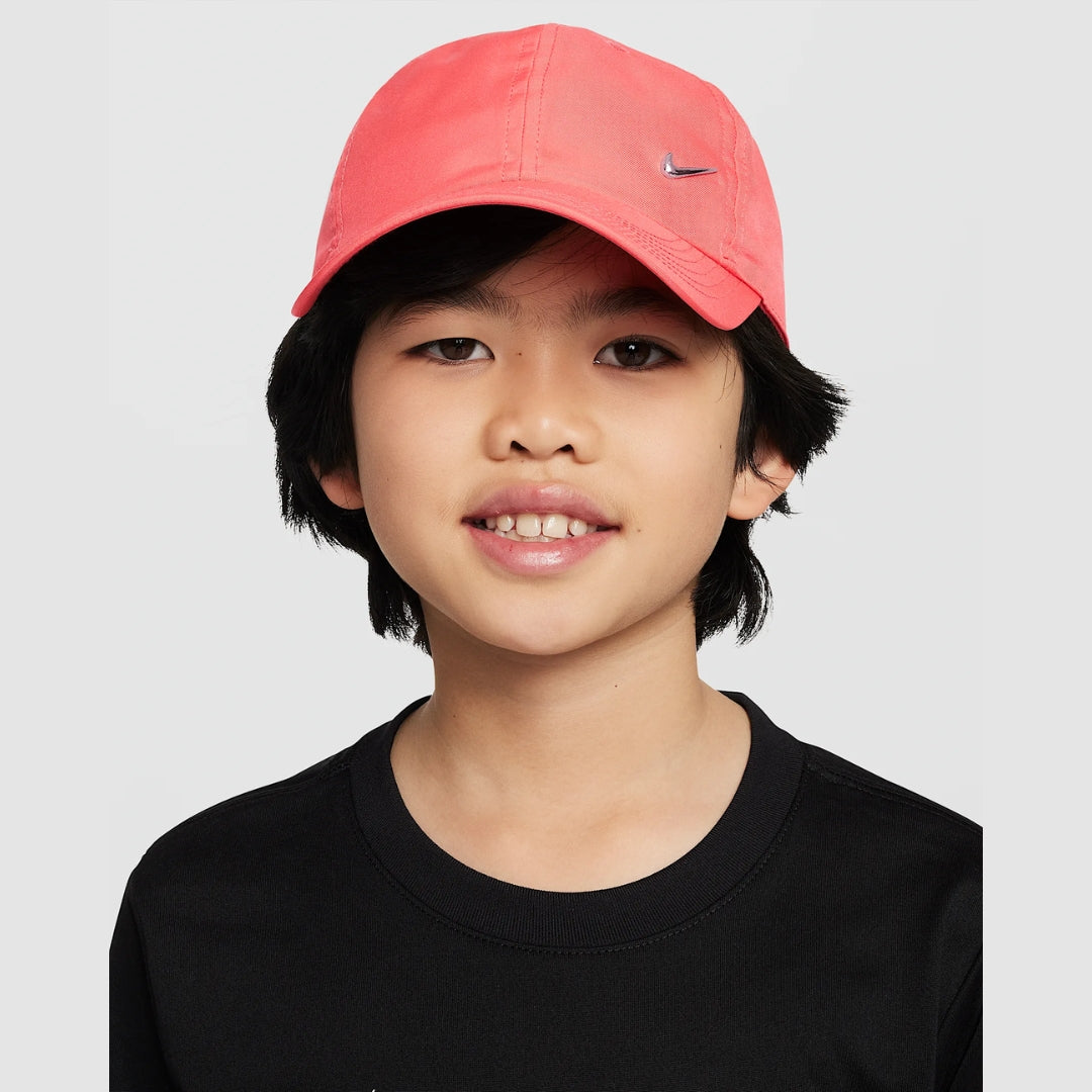 Dri-FIT Club Metal Swoosh Cap