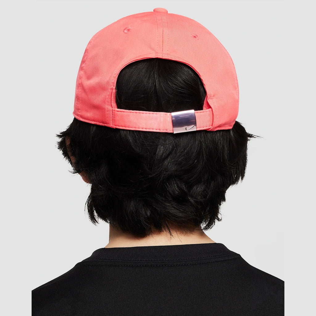 Dri-FIT Club Metal Swoosh Cap