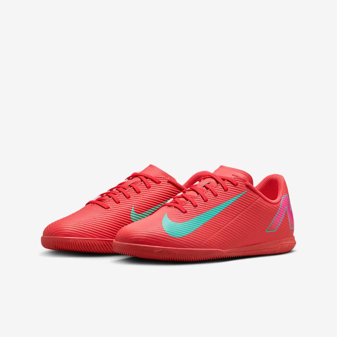 Jr. Mercurial Vapor 16 Club Soccer Shoes