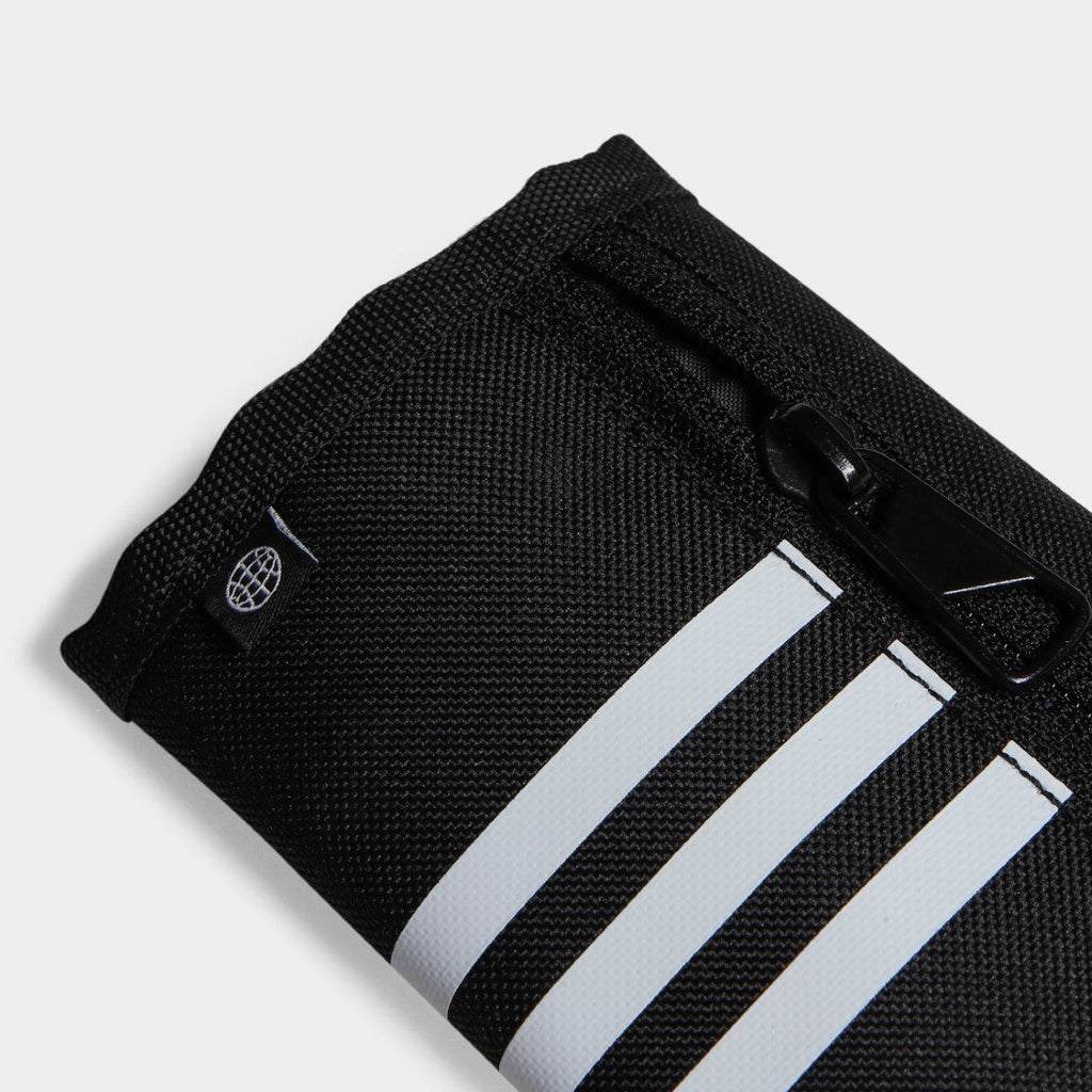 Essentials Training Wallet