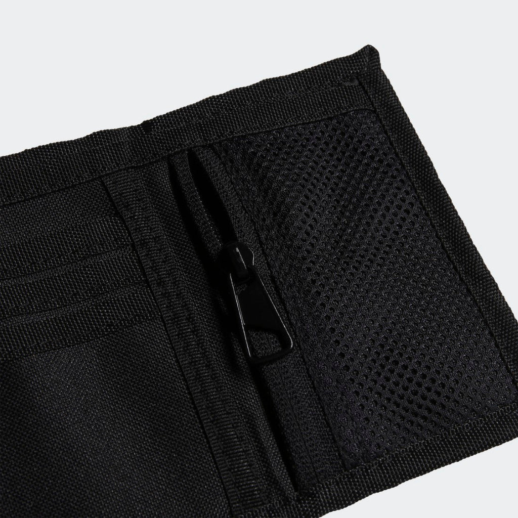 Essentials Training Wallet