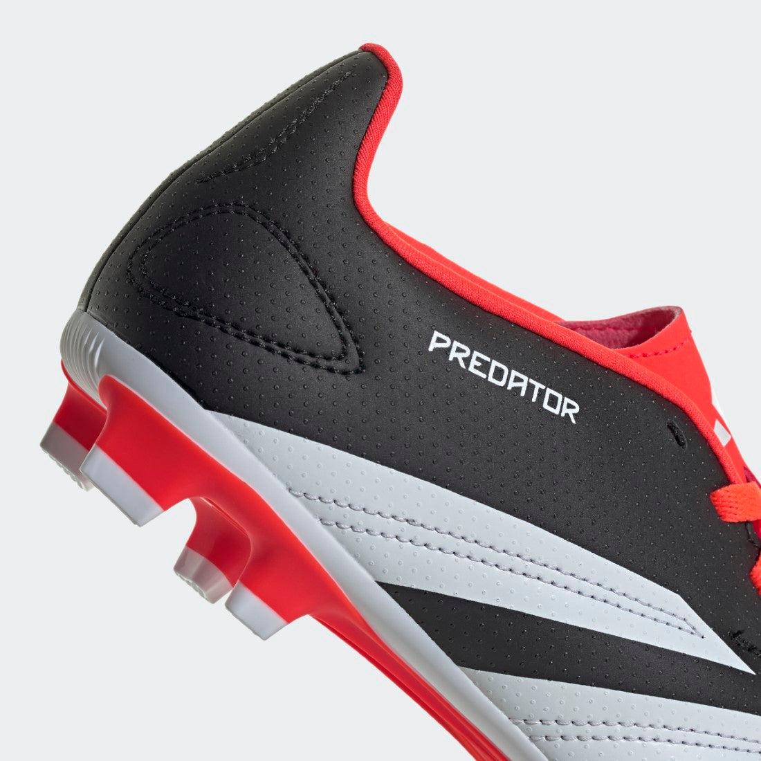 Predator Club Flexible Ground  Shoes