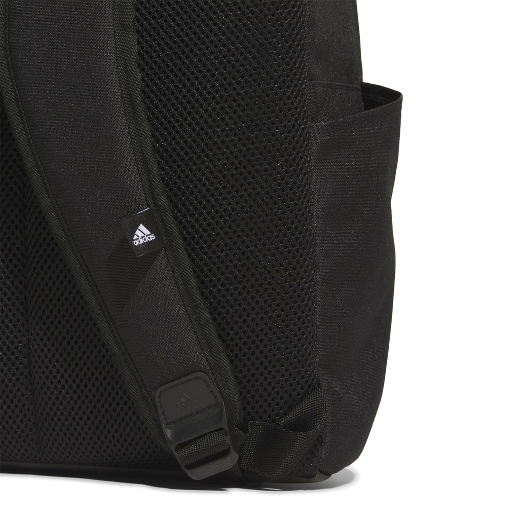 Essentials Backpack Classic
