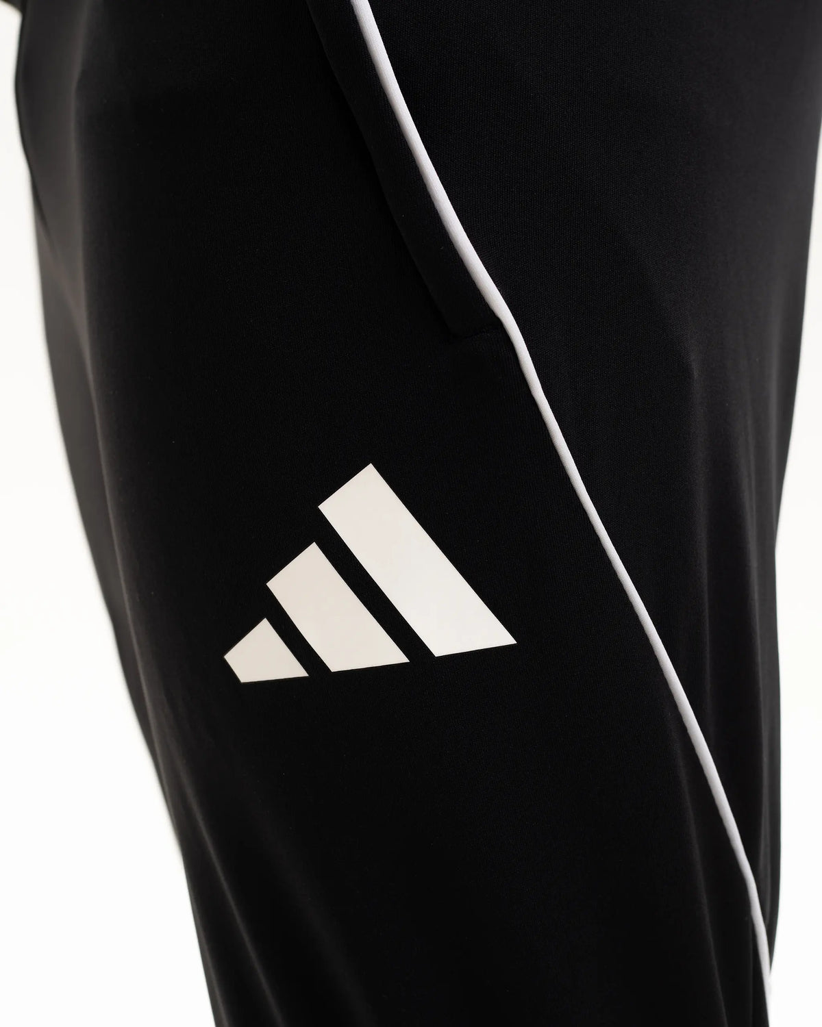 Newcastle United adidas 25/26 Coach's Black Edition Training Bottoms