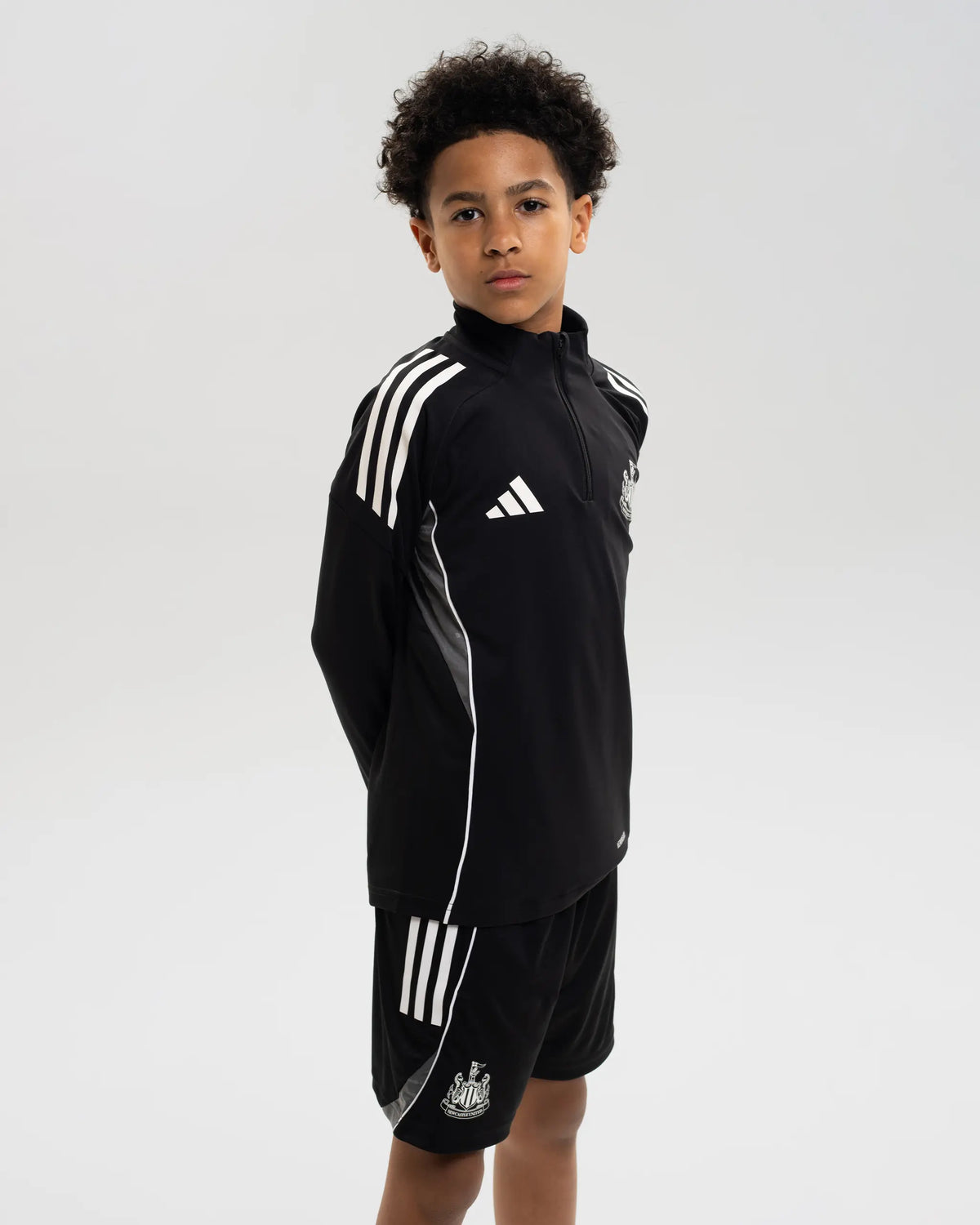 Newcastle United adidas 25/26 Coach's Black Edition Kids' 1/4 Zip Training Top