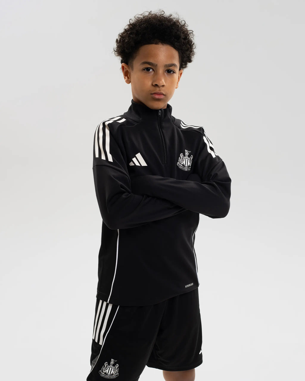 Newcastle United adidas 25/26 Coach's Black Edition Kids' 1/4 Zip Training Top