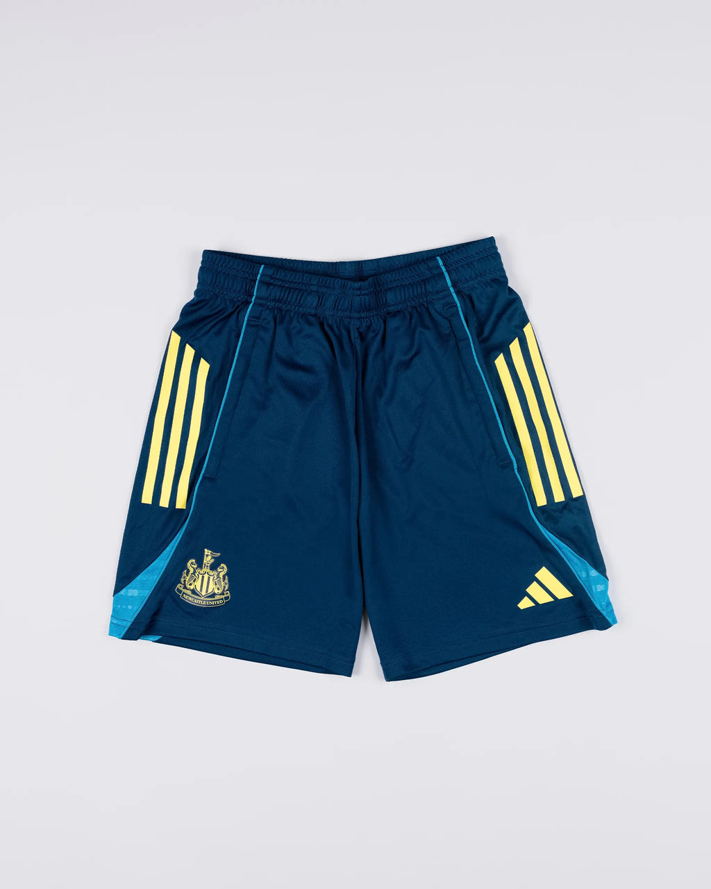 Newcastle United adidas 25/26 Coach's Range Kids' Training Shorts