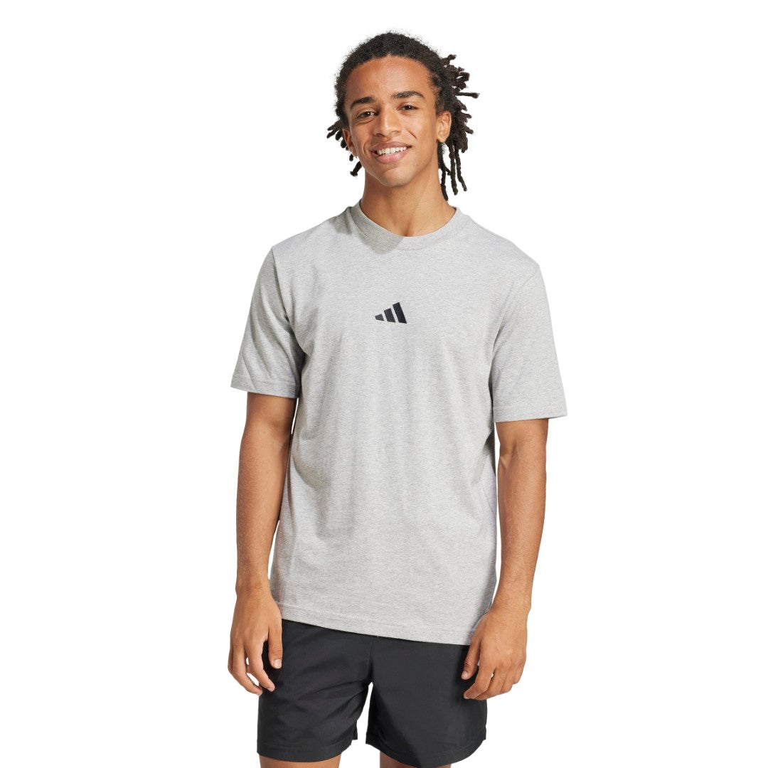 Essentials Small Logo Single Jersey T-Shirt