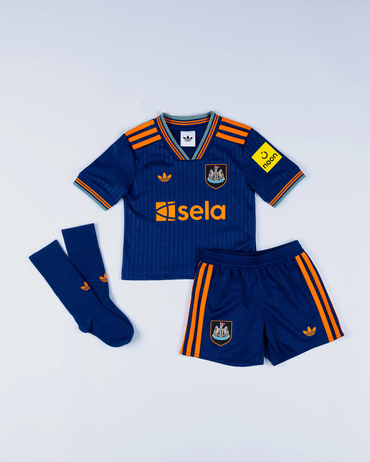 Newcastle United adidas 25/26 Third Mini Kit