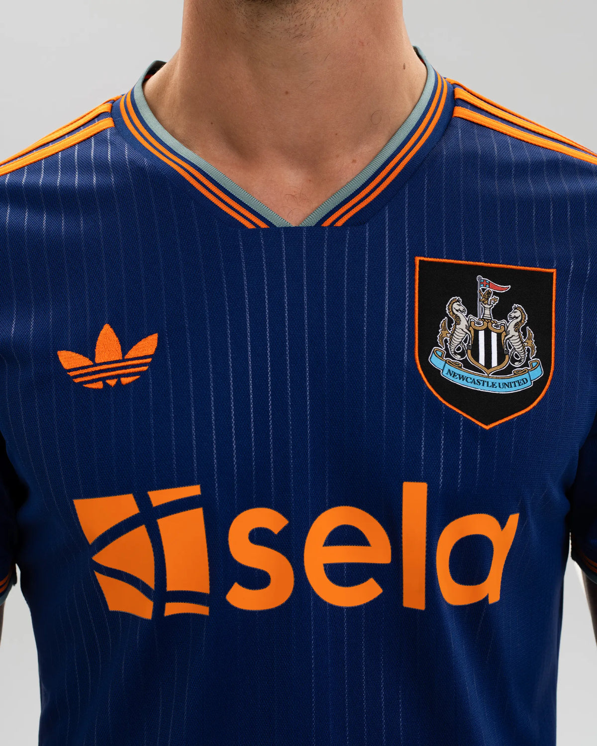 Newcastle United adidas Men's 25/26 Short Sleeved Third Shirt