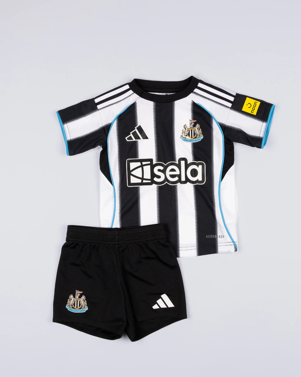 Newcastle United adidas 25/26 Home Baby Kit
