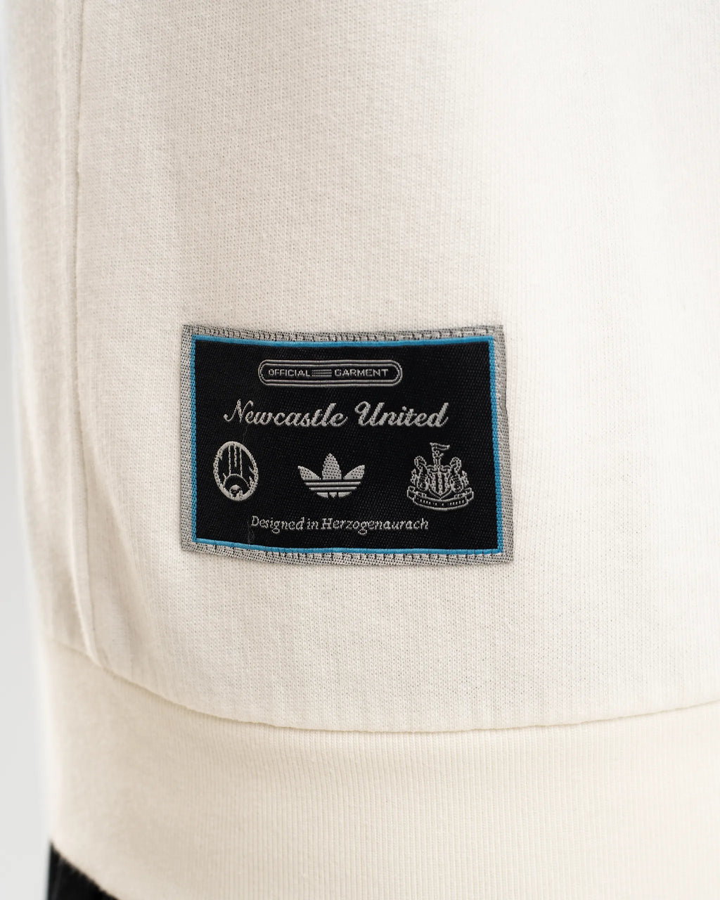 Newcastle United adidas 25/26 Terrace Icons Half Zip Sweater