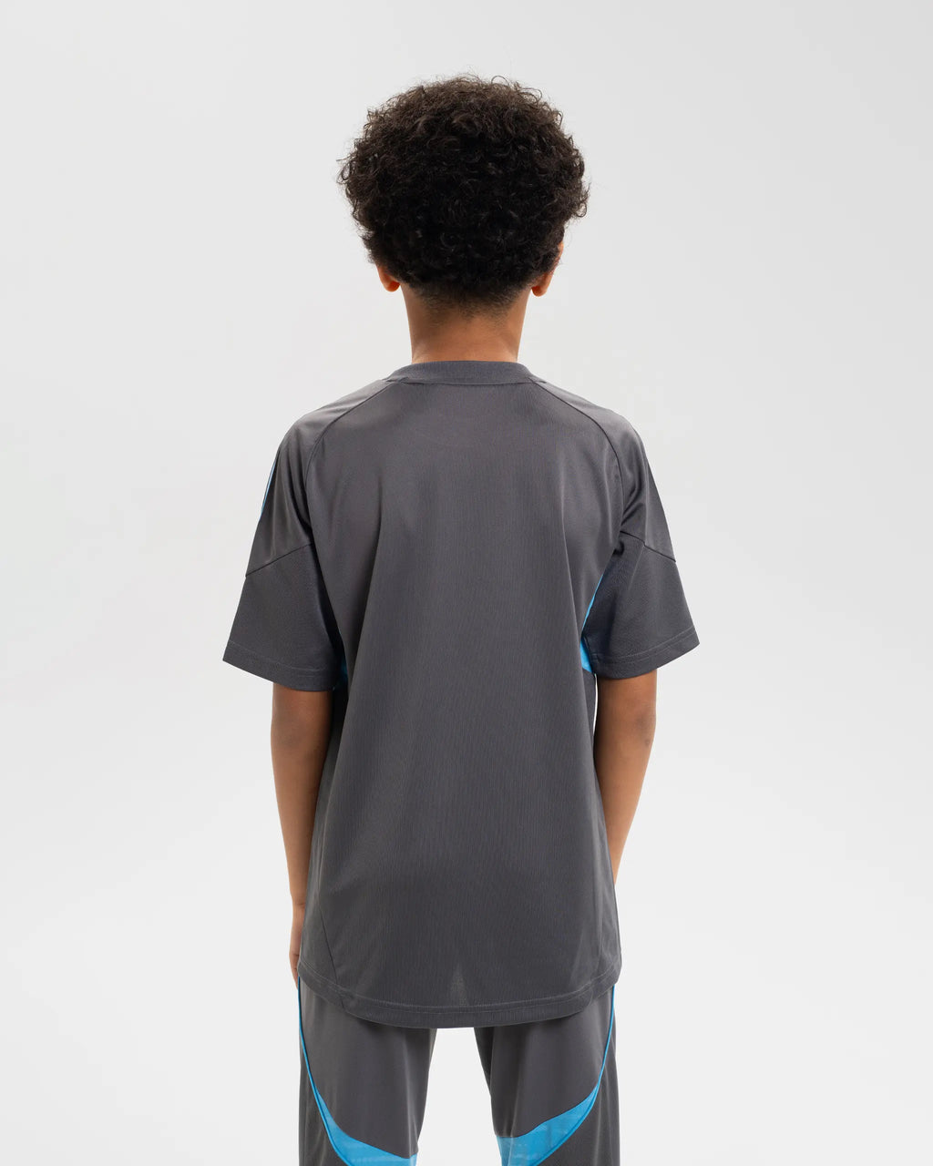 Newcastle United adidas 25/26 Players Range Kids' Grey Training Shirt