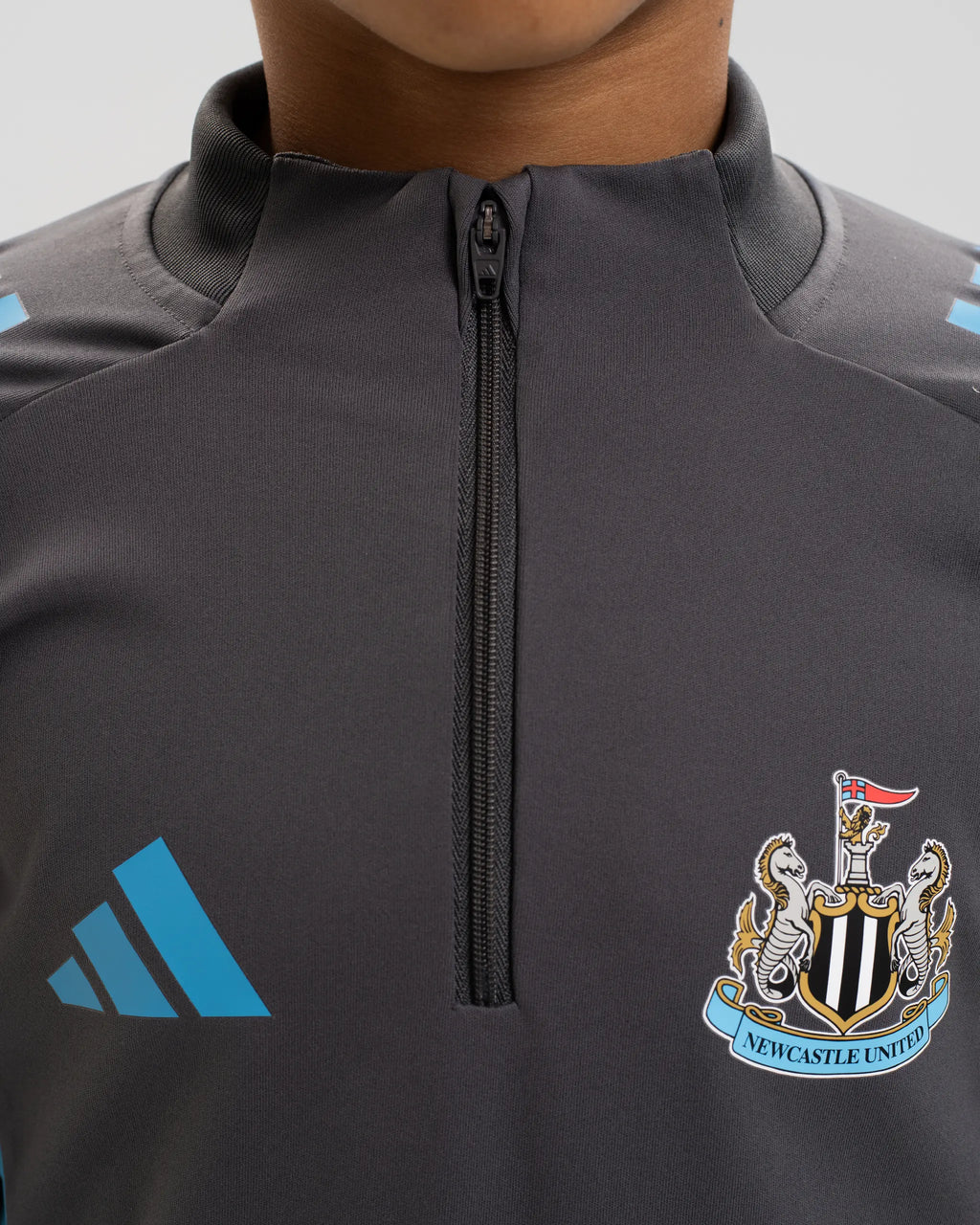 Newcastle United adidas 25/26 Players Range Kids' Grey 1/4 Zip Training Top