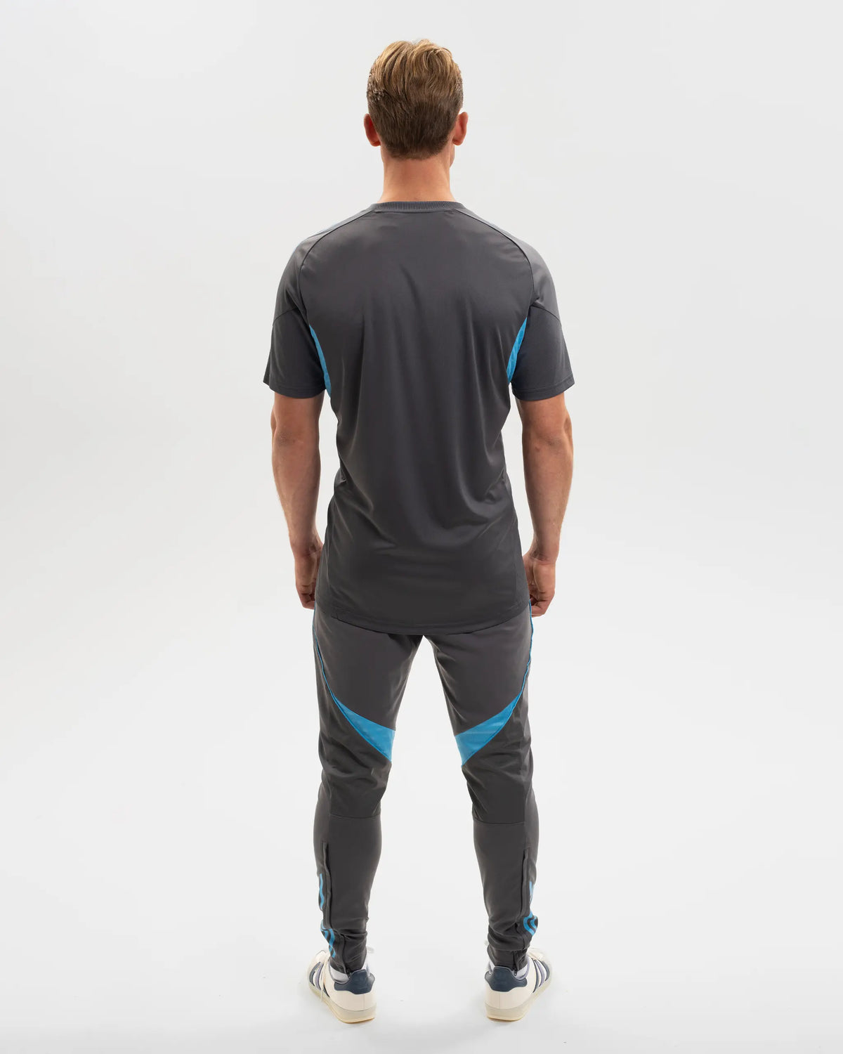Newcastle United adidas 25/26 Players Range Grey Training Shirt